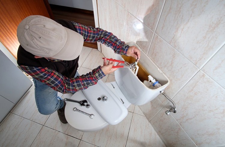 Leaking toilet? The Hidden Costs You Don't Know About!